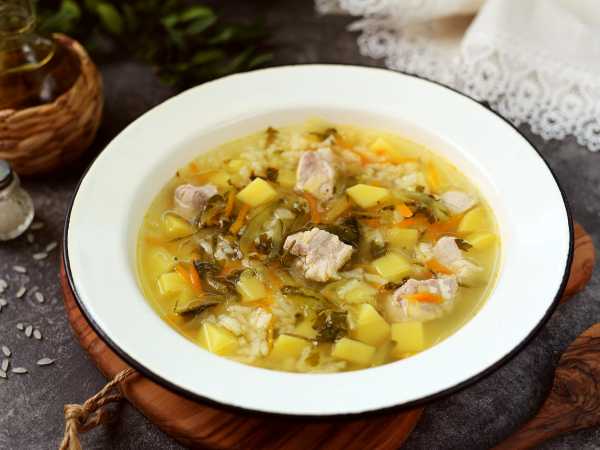 Рассольник з рисом і томатною пастою — домашній суп без перловки