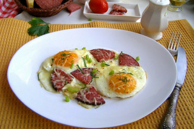 Пообідати вдома